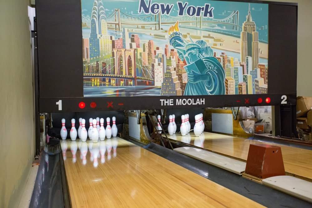 MoolahLanes's tweet photo. This is New York. Can you name the other three cities? #MoolahLanes https://t.co/5zbgOFMUcn