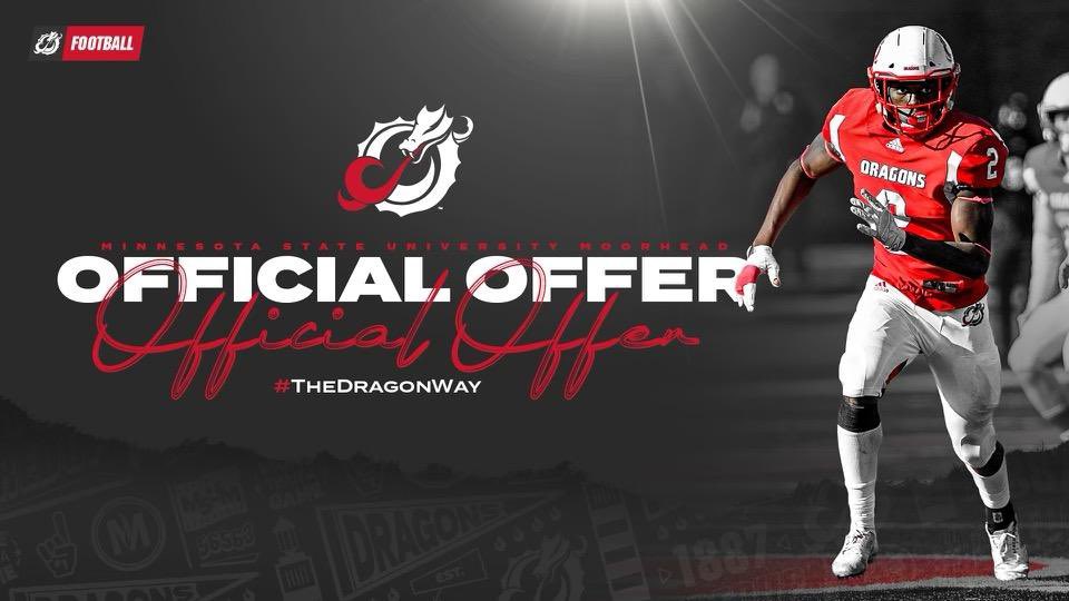 After a great conversation with @KevinMurphy_74 , I am blessed to announce that I have received an offer from Minnesota State Moorhead!! Extremely grateful for the opportunity!! 🐉