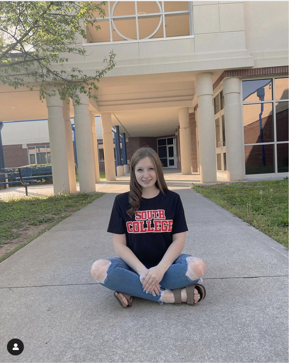 Guess who’s starting their first day of college today? 👀 Congrats, Kelsey, and thanks for sharing this moment with us!  📷: kelsey_marie4 (IG)