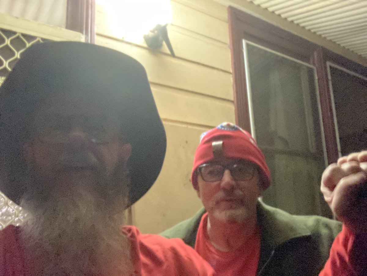 pjdonnchadha's tweet photo. Early start to head down from the Blue Mountains for the Macquarie St rally of the whole NSW teaching profession: @TeachersFed &amp; @IEUNSWACT together. Classrooms are in crisis. We’re striking because government does nothing. Let’s make today enormous #MoreThanThanks #HearOurVoice https://t.co/WrP86YzSLp