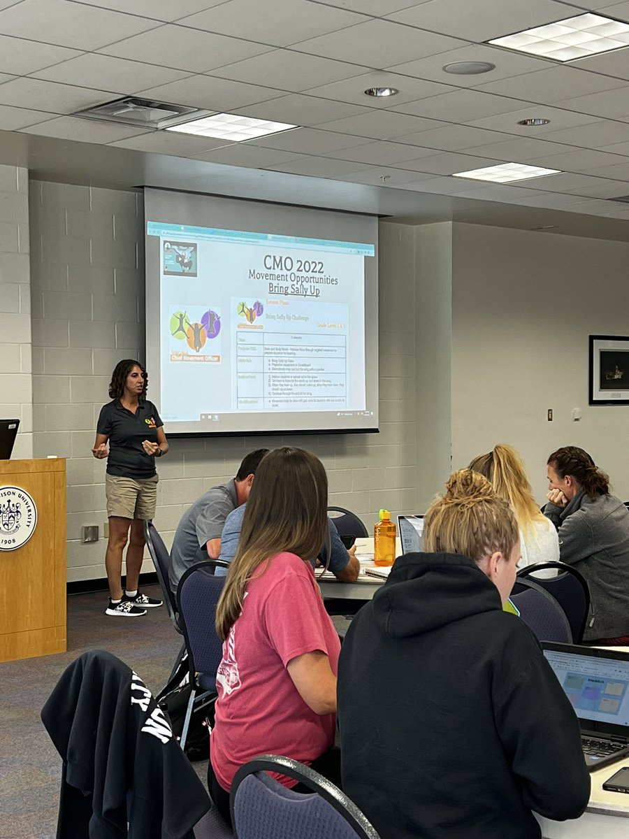 Jillian Basanes tweet media