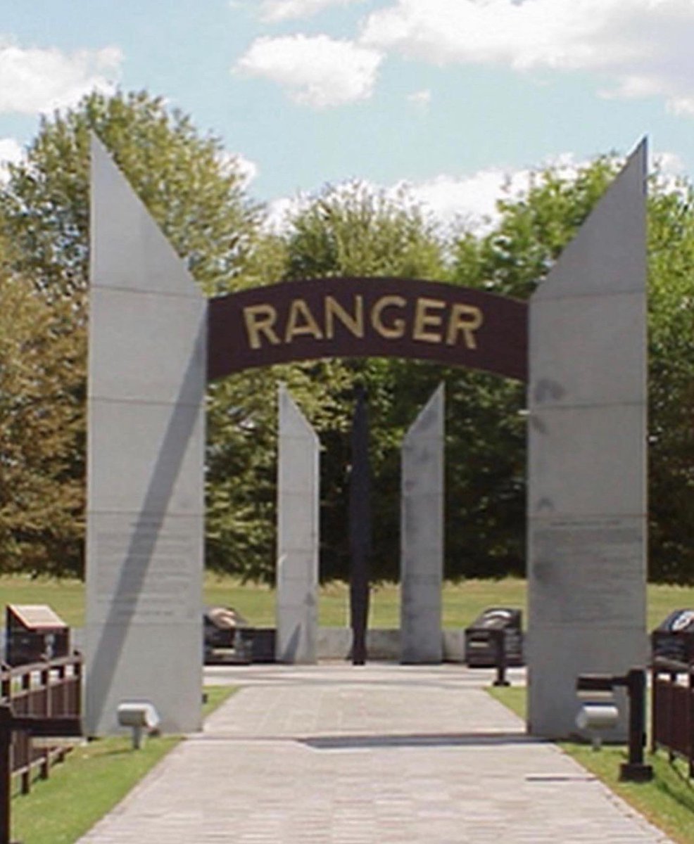 op_hawkeye's tweet photo. 6.28.2003 | Sergeant Timothy Conneway πΊπΈ
#OpHawkeyeRemembers #TimothyConneway #75thRangerRegiment <3> #RLTW #SuaSponte #BronzeStar #PurpleHeart
#Operation_Hawkeye
π https://t.co/hH52yRevq1
π https://t.co/irzZCbrLig
π https://t.co/4kNt46qMWn
π° https://t.co/sq1t0QyUIX https://t.co/g3jHmHF8oK