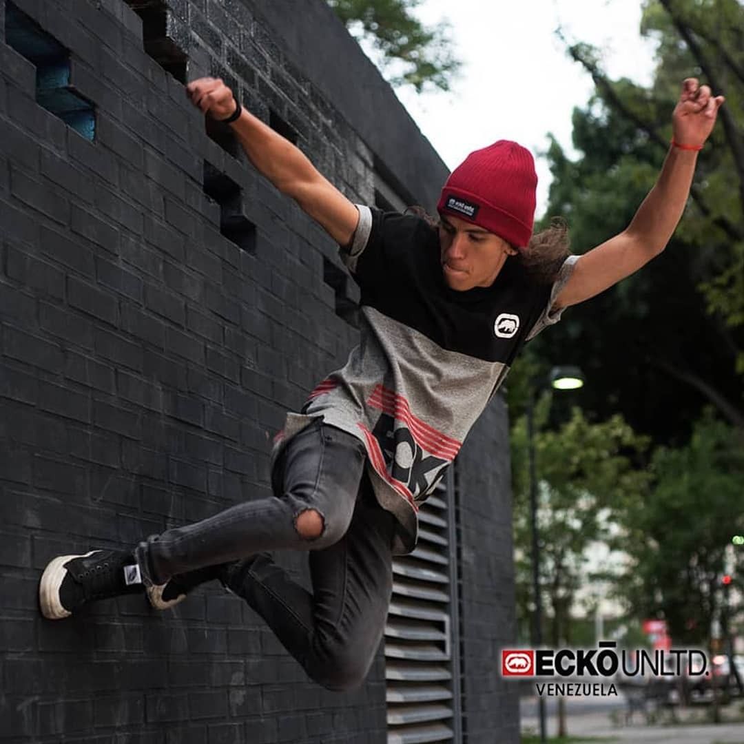 EckoVenezuela's tweet photo. Actitud + #Ecko , complementan tu estilo #EckoVenezuela #UrbanStyle #skater https://t.co/X5Yk8keqfp