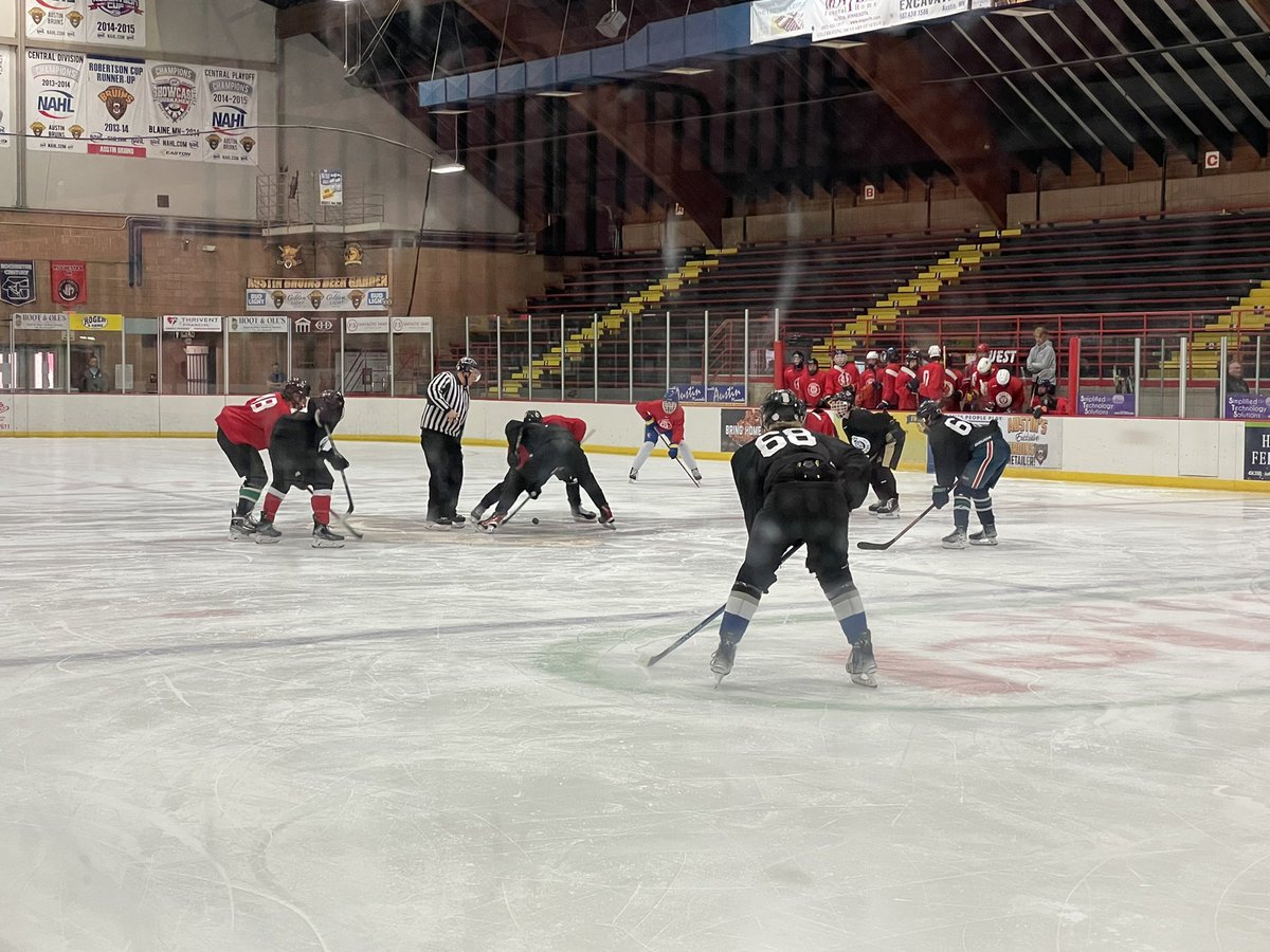theaustinbruins's tweet photo. Day 2 of Main Camp is in full swing! https://t.co/xauM2jbFw9