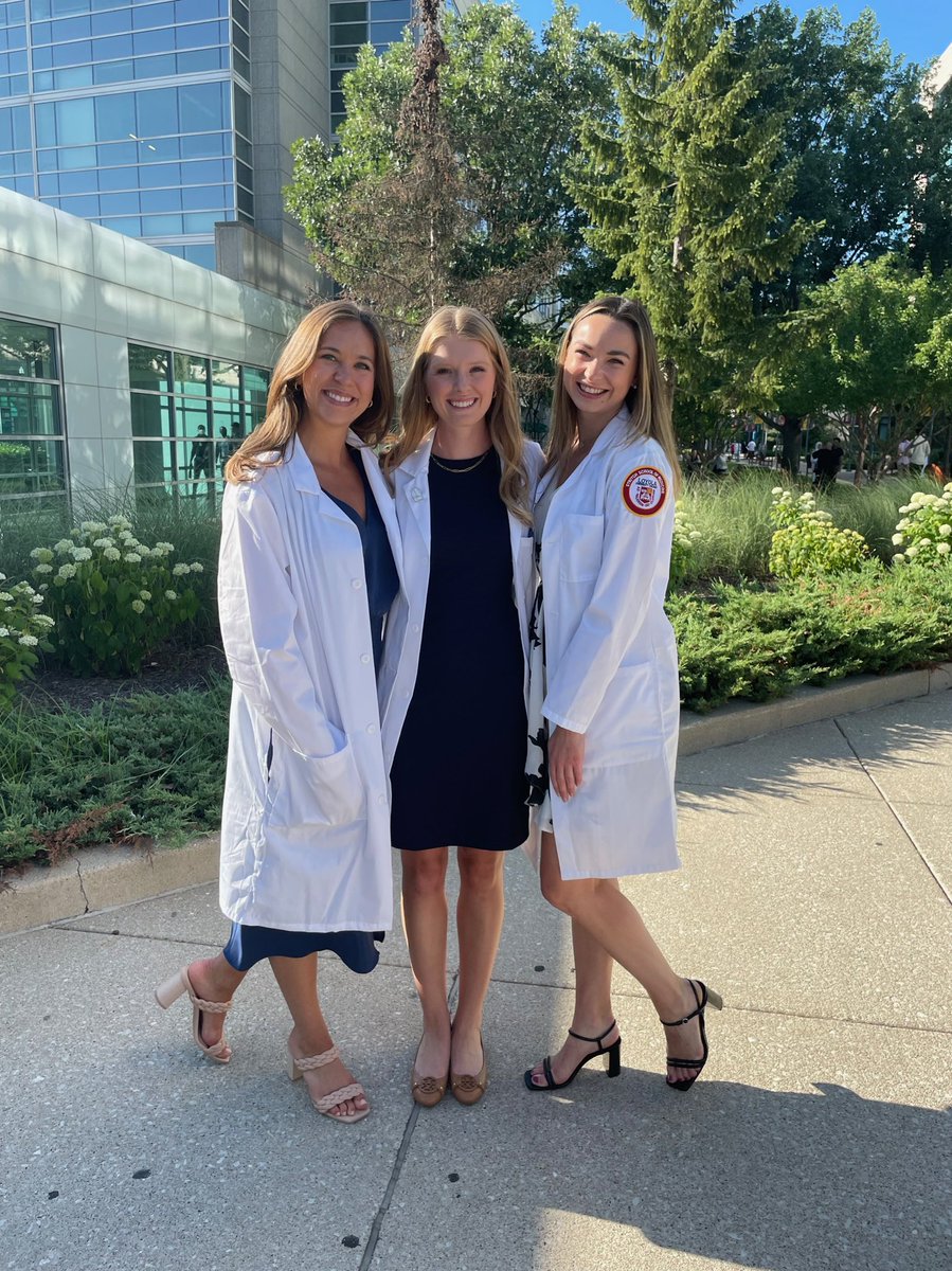 Added a new (long) coat to the wardrobe and can’t wait to start in the OR in a week! First stop on clerkships: vascular surgery 🩸👩🏻‍⚕️