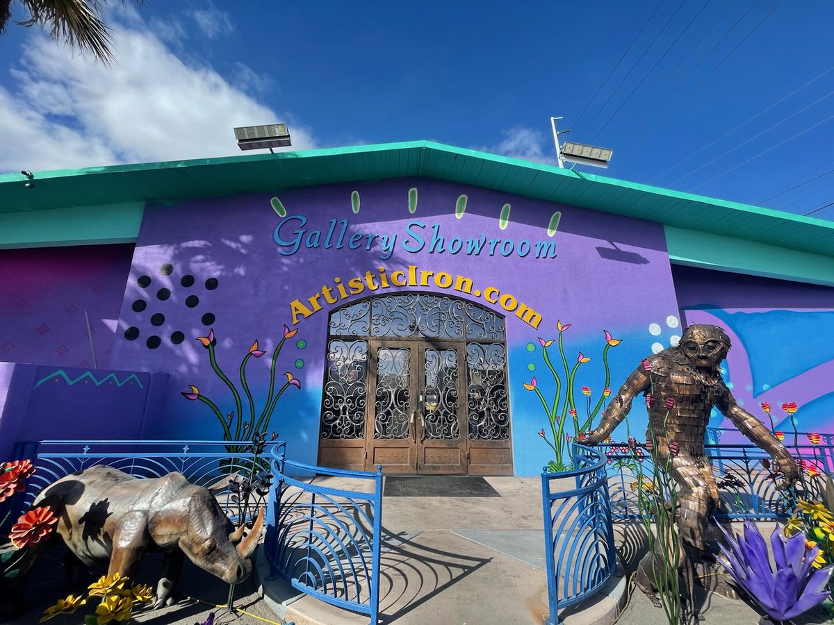 COME VISIT OUR SHOWROOM! 😁

We promise you will be surprised when you step into these doors😎

#artisticironworks #showroom #lasvegas #downtownlv #freemontstreet #artsdistrictlv #lasvegaslife #lasvegaslocal #vegassites #ironart #yardart #metalsculptures #homeimprovementideas