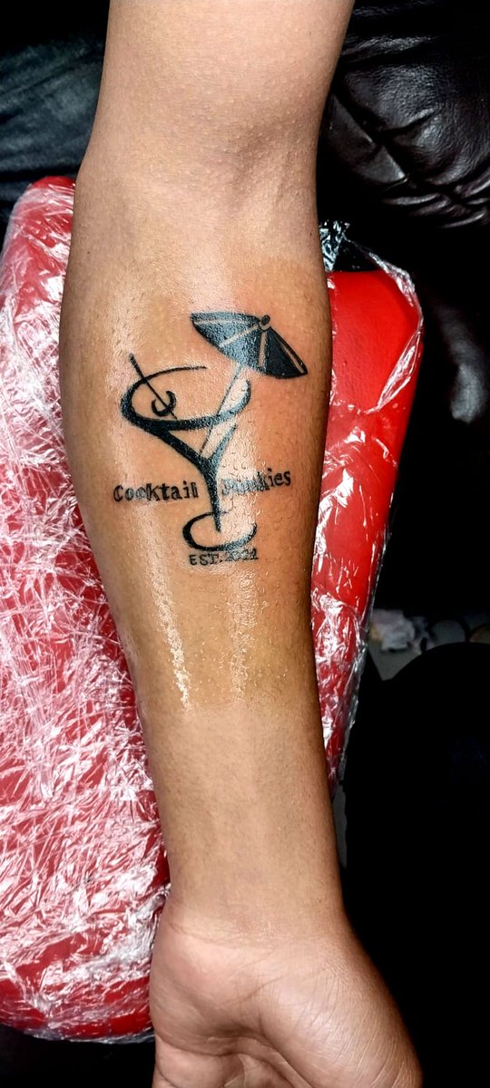 #We're The Cocktail Junkies🍹