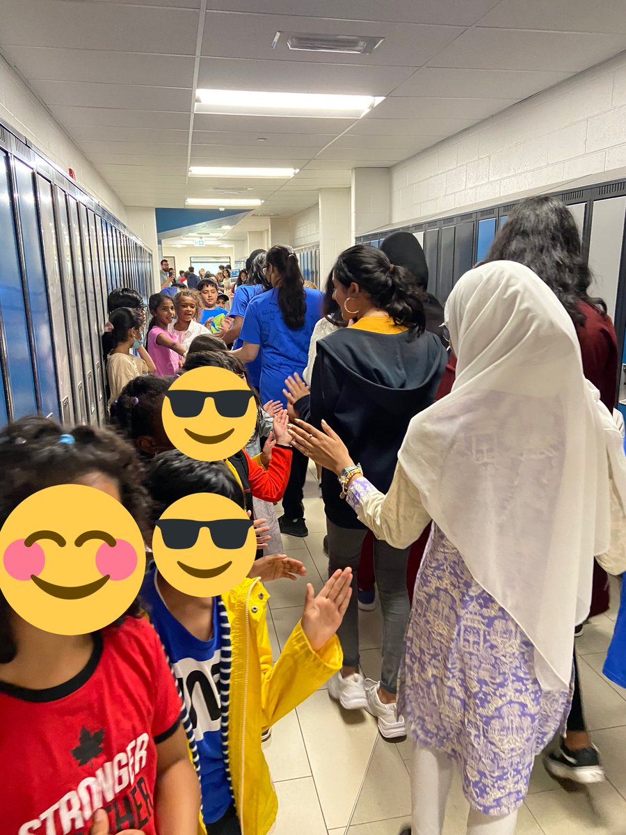 Amazing last day of the year at Desmond! Best part was ending the day with the Wolf Howl Out for the Grade 8’s leaving the school 🐺 <a href="/DesmondHDSB/">Viola Desmond Public School</a>