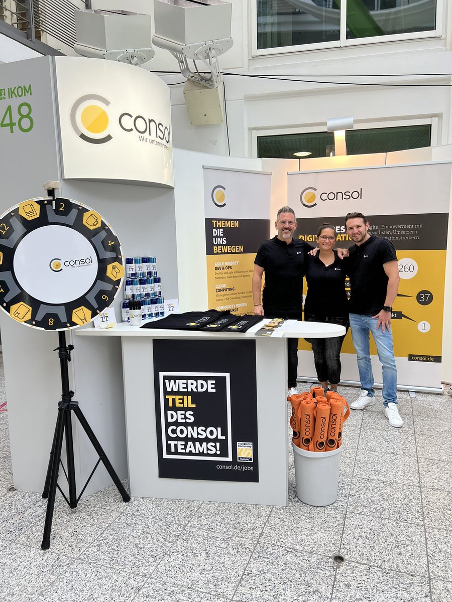 zisisli's tweet photo. Ein wundervoller Tag heute auf der studentischen Karrieremesse @IKOM_TUM (Technische Universität München) und tolle Gespräche mit der IT-Generation von morgen! @consol_de https://t.co/7UbVqBr7K2 https://t.co/8jUn0cN5dn