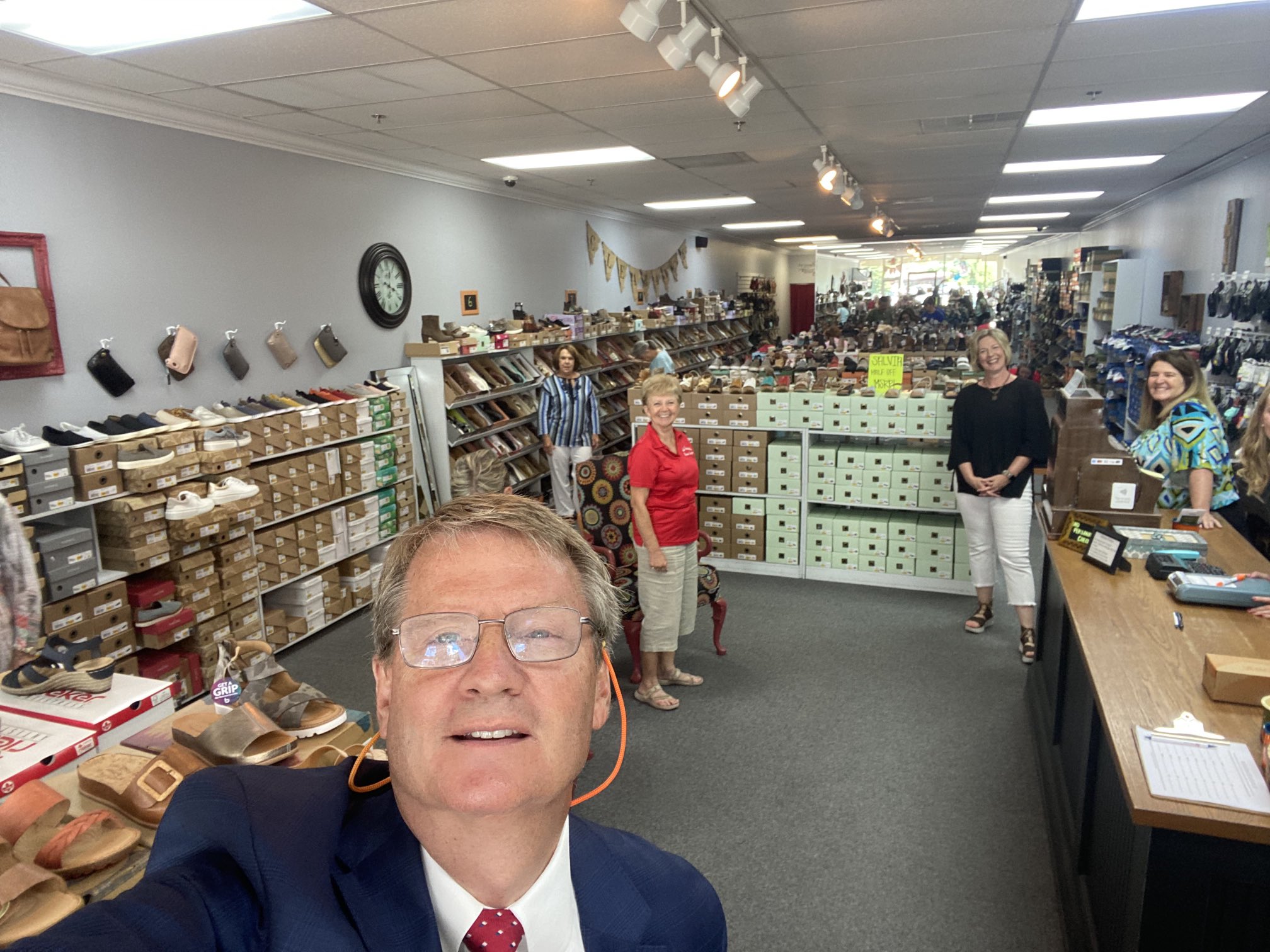 Big oak hotsell shoe store