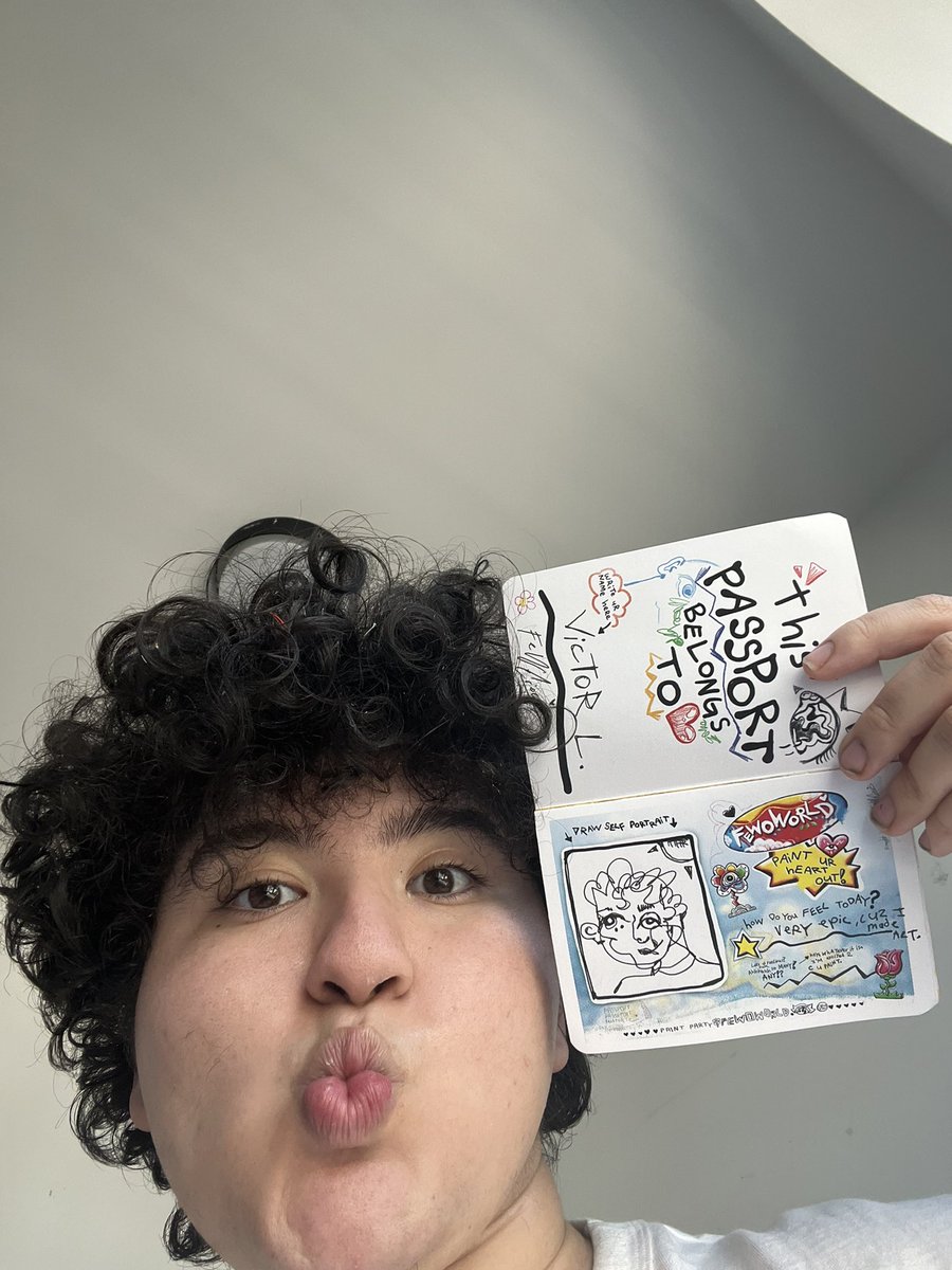 fewocious's tweet image. HI IM VICTOR AND THIS IS MY SELF PORTRAIT ❤️🫡 SEND ME PICS OF UR DOODLES FROM FEWOWORLD !!! 👀❤️ I WANNA MEET UUUUU 🤠🕺