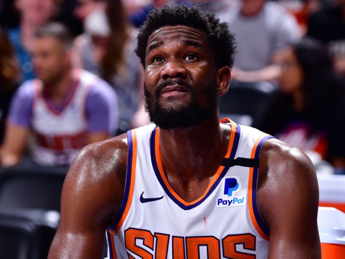 TheDunkCentral's tweet photo. "[The Suns] believe that they could find a number of other centers who can give them the type of production that Deandre Ayton can." 😳

- ESPN’s Brian Windhorst 
(h/t @_Talkin_NBA ) https://t.co/qJReKLQK7Y
