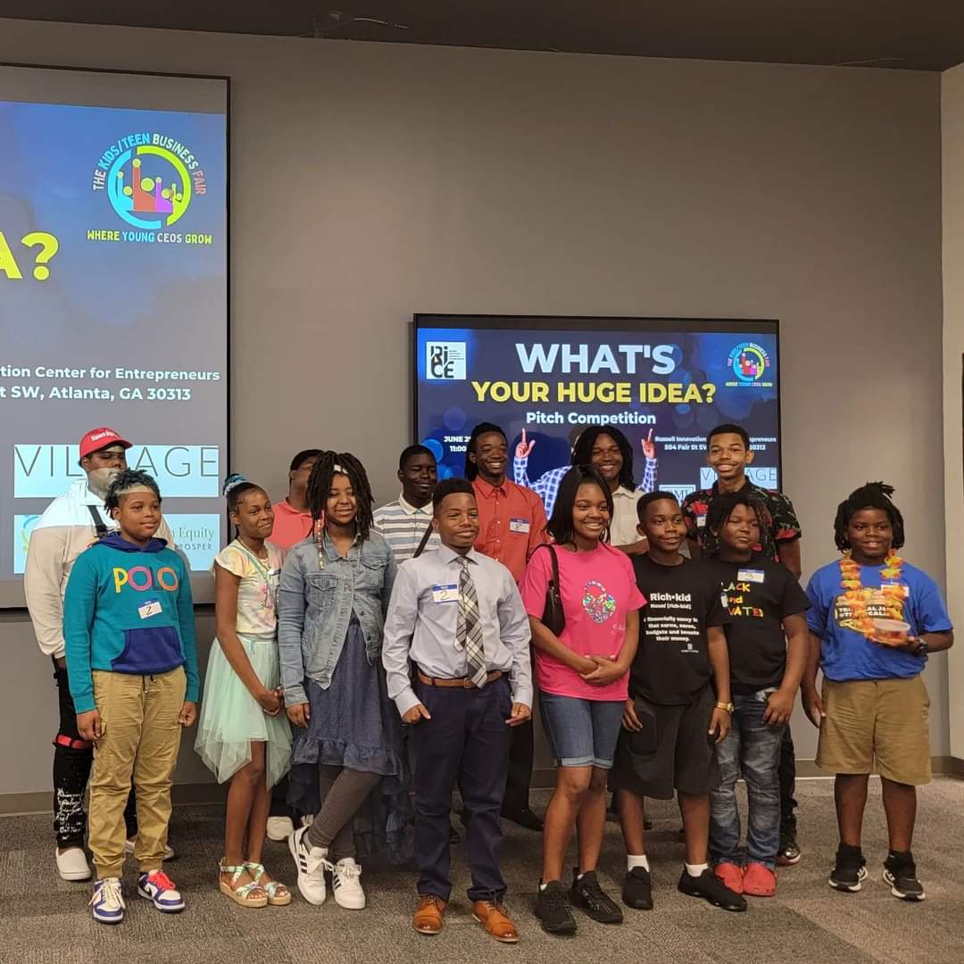 CoachLavonya's tweet image. Started my morning judging the What's Your Huge Idea? Pitch Competition launched by @MasonsSuperDogs at @riceatlanta

#SupportBlackBusiness #YouthEntrepreneurship #RealAtlanta