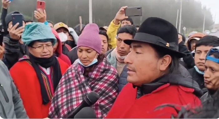 • LUIS A. CHANGO
- Empresario
- Abogado
- Master en Finanzas
- Presidente Cooperativa de Ahorro
- Dirigente Deportivo
- Visionario
- Generador de Empleo (5mil)
• LEONIDAS IZA
- Ing. Ambiental (no ejerció)
- Dirigente Conaie
- Agitador
- terrorista
- Golpista
#ParoNacional2022Ec