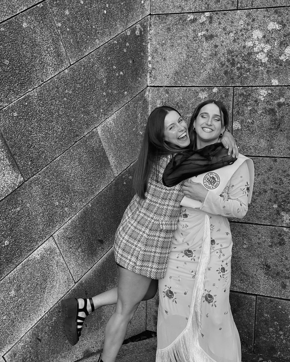 nereaesteiro23's tweet photo. Que orgullosisisisisisima e que non podo describilo❤️‍🩹 https://t.co/aegWQsuXJP