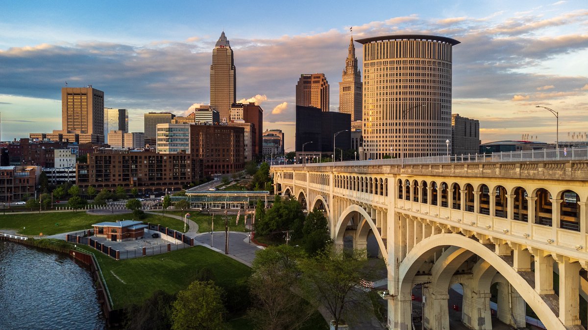 GreaterCLE's tweet photo. With more than 1,200 people registered, this will be GCP’s largest annual event in the organization’s history. Please join us tomorrow and become part of the movement to propel our region forward like never before. Individual tickets are still available.
https://t.co/9Kj5uivBNo https://t.co/oIpxP2bkFv