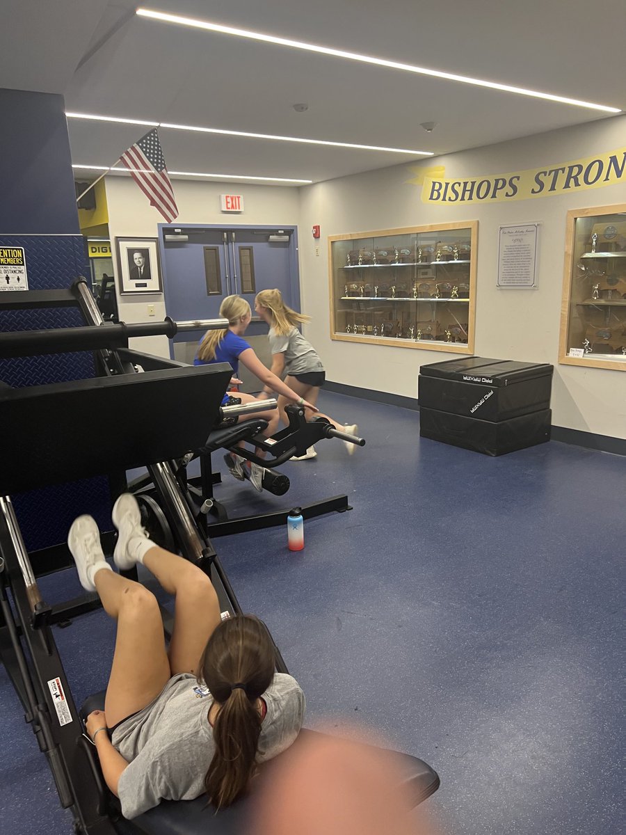 goAWathletics's tweet image. Girls Hockey was close to making it to the garden last year.   They are determined to get there this year.   #cultureischanging