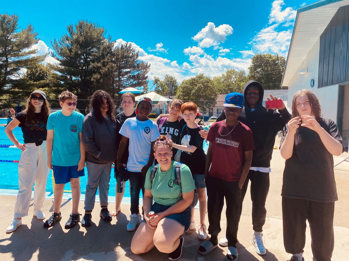 King Middle School students spent the first day of the 21st Century Program swimming at Kiwanis this week. Huge thank you to Portland Parks and Recreation for letting us utilize the outdoor pool this summer!