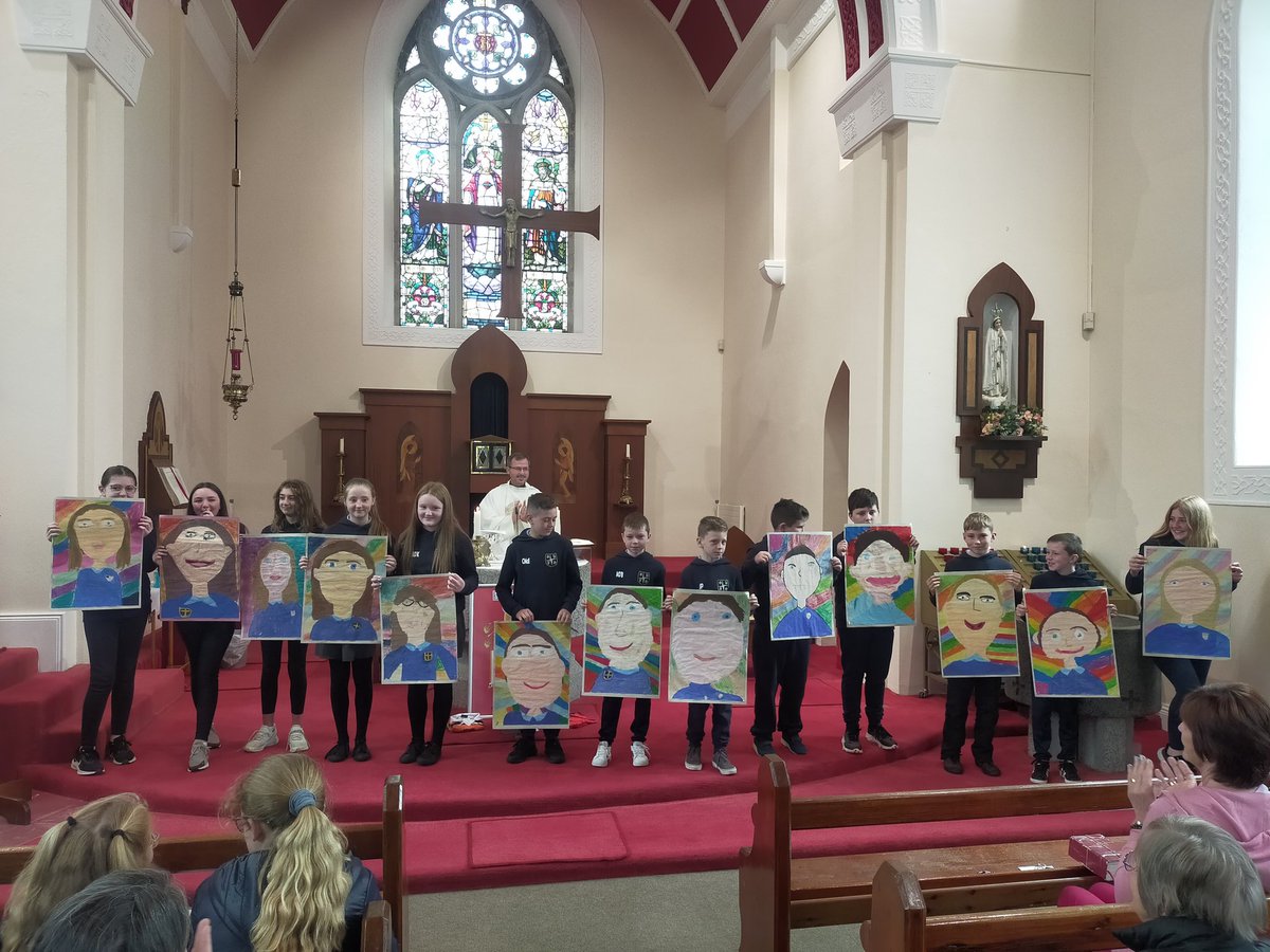 #Goodluck to our #PrimarySevenLeavers from everyone <a href="/stbrigidsCmills/">stbrigidscloughmills</a> as they embark on the next part of their #EducationJourney
#WhereHappyChildrenLearnBest 😀😀🖌️🖍️📏✂️✏️📝📚