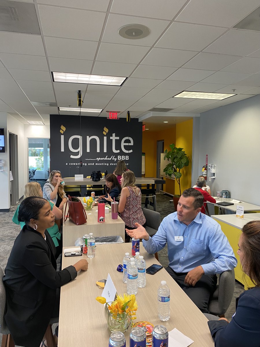 PRSAsandiego's tweet photo. 17 #nonprofits. 30 #PRPros. An amazing night of sharing ideas and helping each other out at our Annual  #PRSASD Quality Time with PR Minds event on June 22!⏱️🧠 https://t.co/NiS7XXUkkU