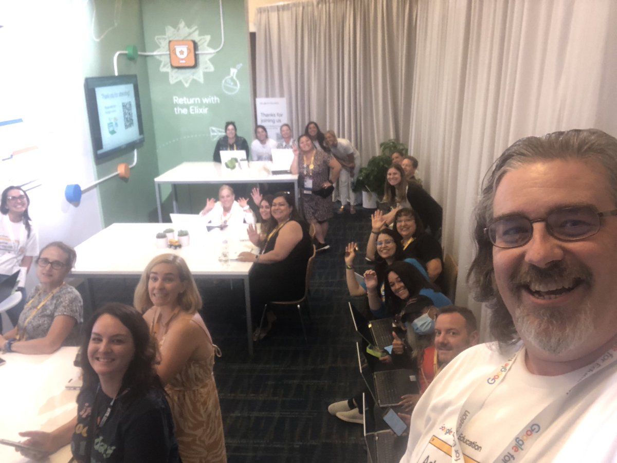 Our 41st and FINAL group in the @GoogleForEdu Adaptive Learning Lab at #ISTE22 #ISTELive - This was an amazing time!!!