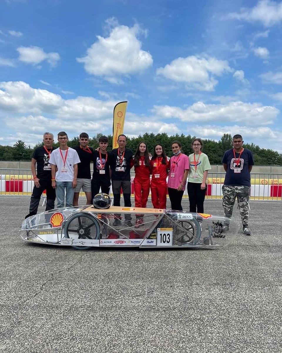 🏎️ ¡Hemos superado las inspecciones técnicas hoy! Mañana es el gran día, si el tiempo no lo impide. ¡Es muy grande este equipo! 💪🏻
 #yosoydeljandula #vehiculoecologico #proyectolince