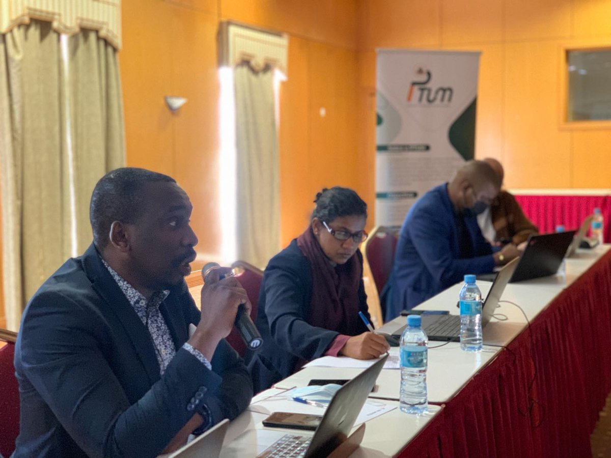 ProjectoPtum's tweet photo. Com vista a garantir maior rigor, transparência, gestão eficiente e ética na contratação de bens, serviços e consultorias no âmbito do #PTUM, foi realizado a 29 de Junho o seminário sobre Gestão de Contratos aos Directores Municipais do Município de Maputo e a equipa do PTUM. https://t.co/dsbnIB7gE0