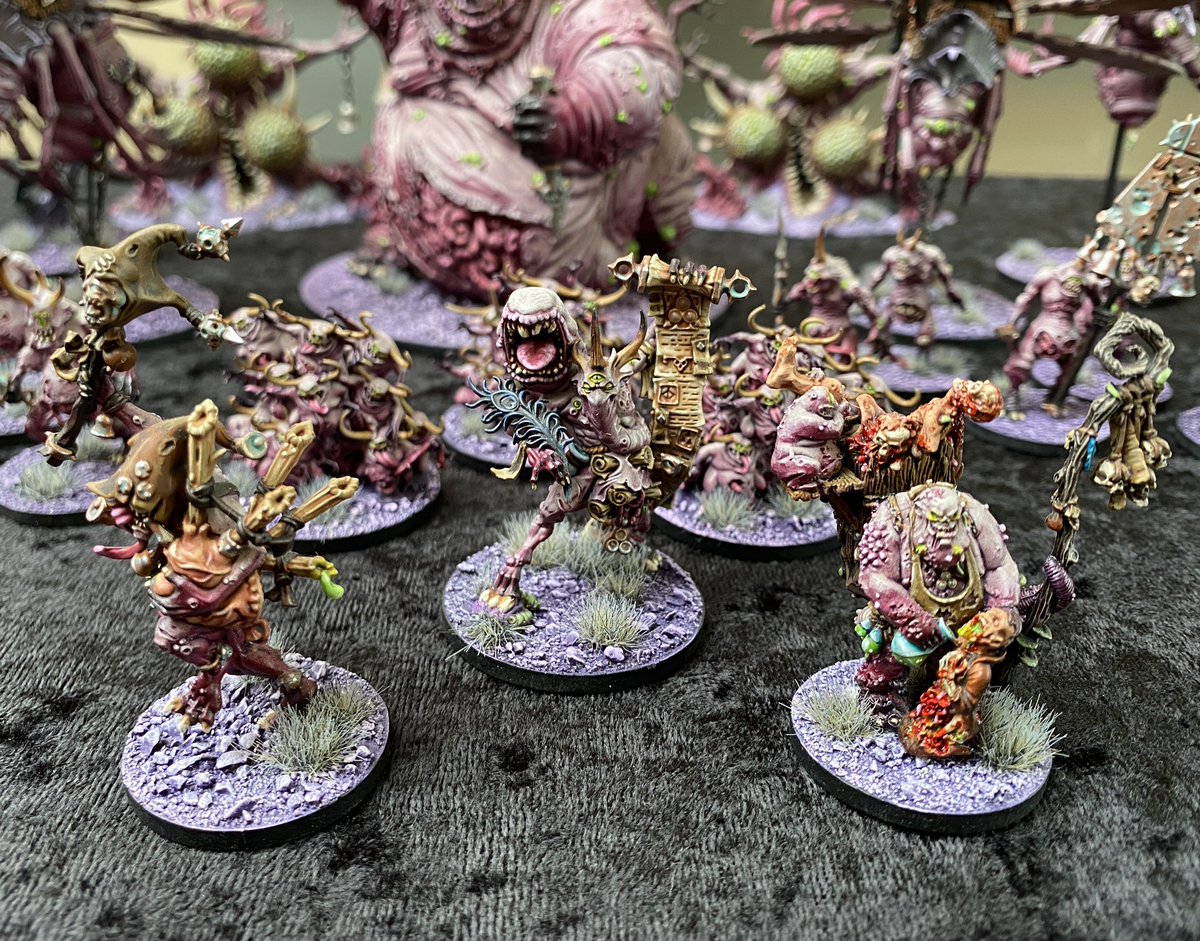 ProPainted's tweet photo. 💰 Looking to sell my large Nurgle army £950 delivered to the UK (overseas at additional postage cost) - more pics on request. Full list of models in last picture https://t.co/mkI5c17GE9