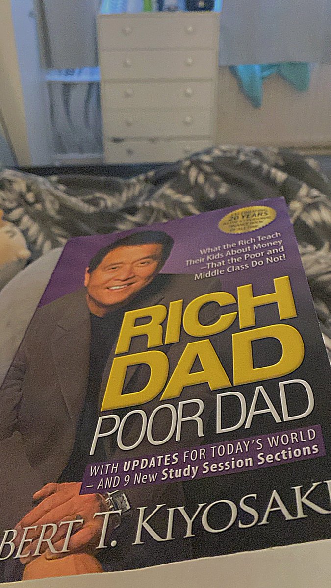 Evening NFT community! What’s one book you would say is worth reading? #WealthManagement