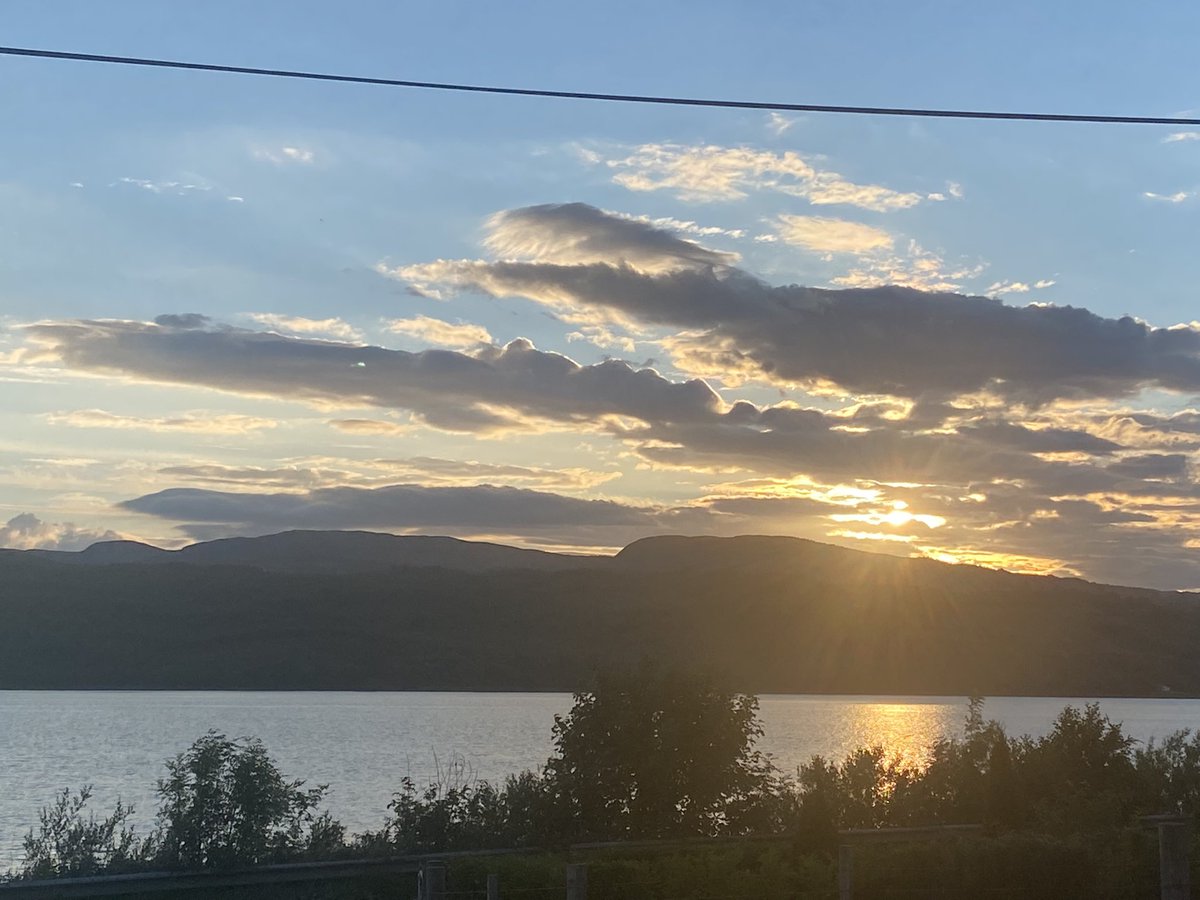 tractorgirly's tweet photo. Been called every name under the sun the last couple of days. Even given bomb threats but hey ho #FaceBothered

This is my sunset view tonight. Makes up for all the BS https://t.co/x51wuNf5kn