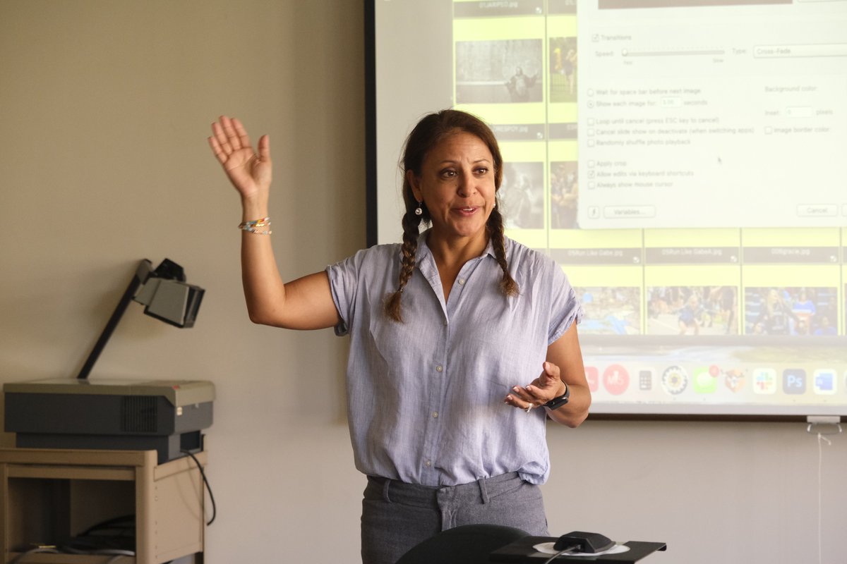 ThreeSixtyMN's tweet photo. Thanks ThreeSixty Writing Coaches for working with the our students on their story and @floresliz12 for teaching our students how to take good profile photos. #360EmergingVoices #threesixtyjournalism #BCBSMN360 @CFPmn @StarTribune https://t.co/Heoajif15x