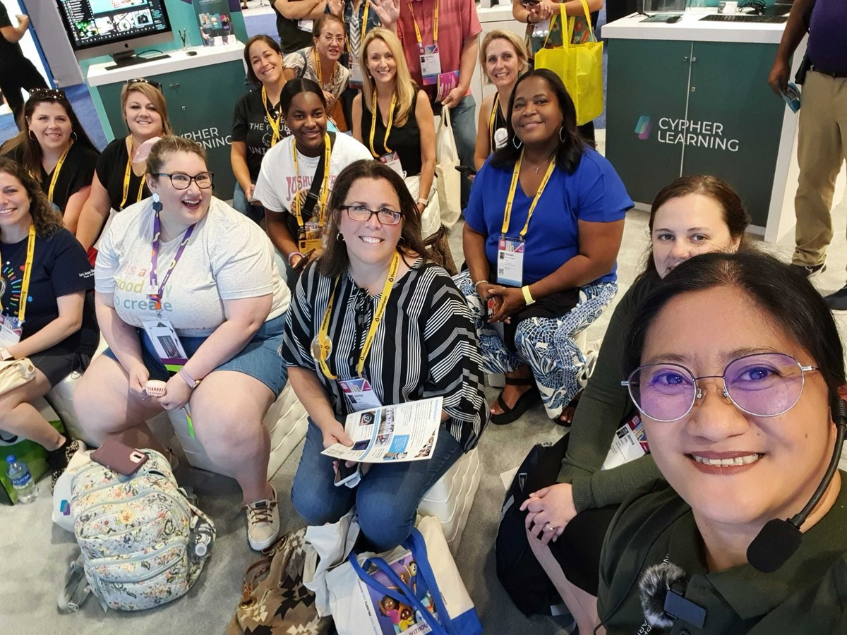 cypherlearning's tweet photo. #ISTE22 Day 3 Recap:
1. We had full-house in @jen_padernal's session.
2. Our clients from @21stCentEd visited our booth.
3. Everyone was so excited by getting @neolms demos. 

Thank you to everyone who makes this possible we love your energy. 🥳🤩 https://t.co/4l4OOeAbLj
