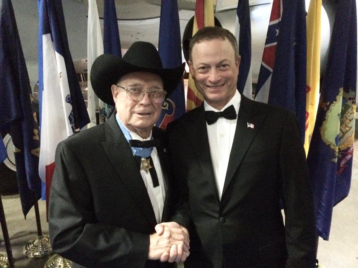 GarySiniseFoundation (@garysinisefound) on Twitter photo The last surviving Medal of Honor Recipient from World War II, Hershel “Woody” Williams, passed away this morning at the age of 98. A truly amazing man, our very own <a href="/GarySinise/">Gary Sinise</a> was proud to call him a friend. Woody is truly an inspiration to us all. Rest In Peace, Sir. The last surviving Medal of Honor Recipient from World War II, Hershel “Woody” Williams, passed away this morning at the age of 98. A truly amazing man, our very own <a href="/GarySinise/">Gary Sinise</a> was proud to call him a friend. Woody is truly an inspiration to us all. Rest In Peace, Sir.