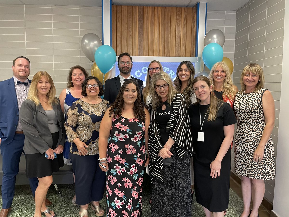 The staff at Simcoe Street want to thank our students, families and community members for a wonderful year, full of learning and fun. See you Sept. 6th🐝😊💖