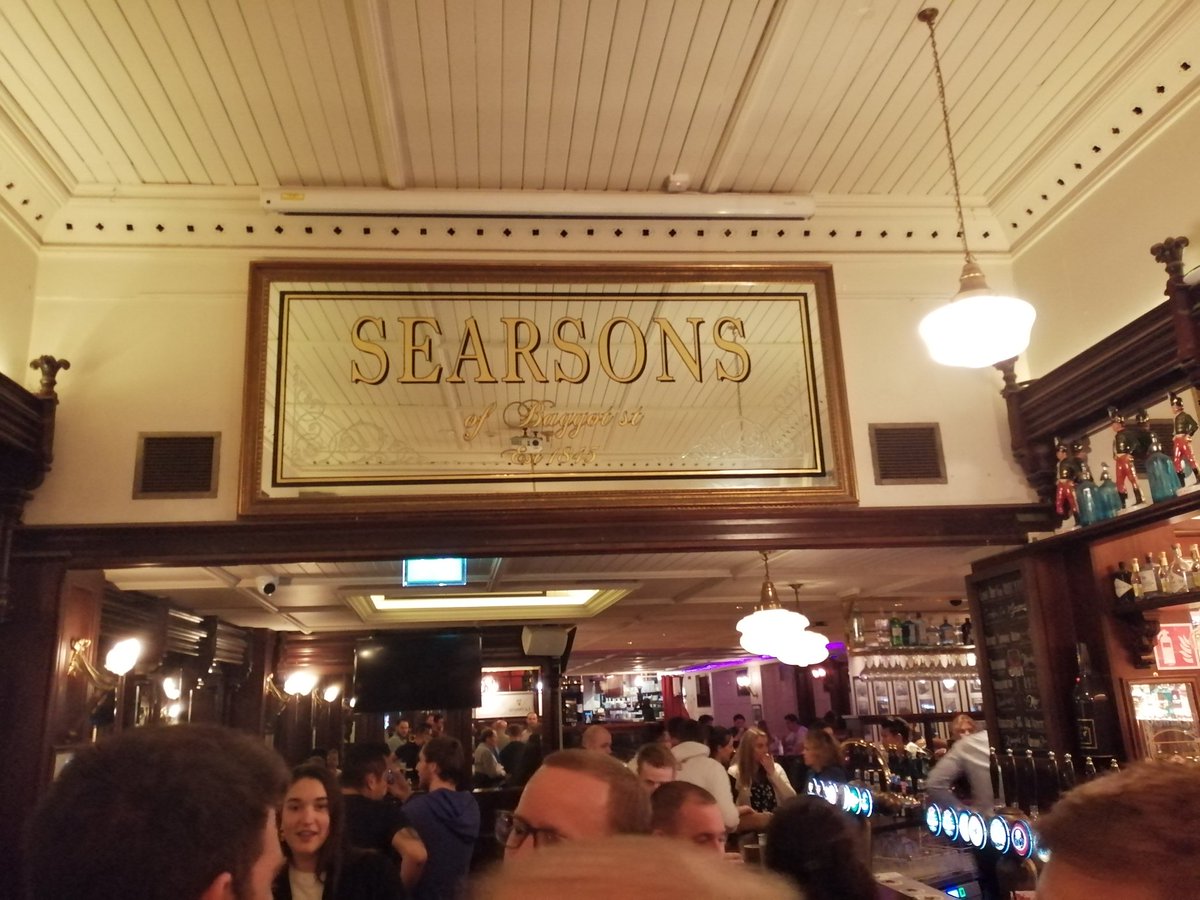 The pints of Guinness were good in <a href="/Searsons_Bar/">Searsons Bar Dublin</a> last night! 👏👍👌😋 <a href="/LovinDublin/">Lovin Dublin</a> <a href="/dublinbypub/">Dublin By Pub</a> <a href="/dublin_discover/">DiscoverDublin</a>