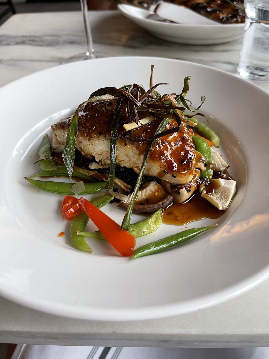 Wine Guy at the Pig! tweet media