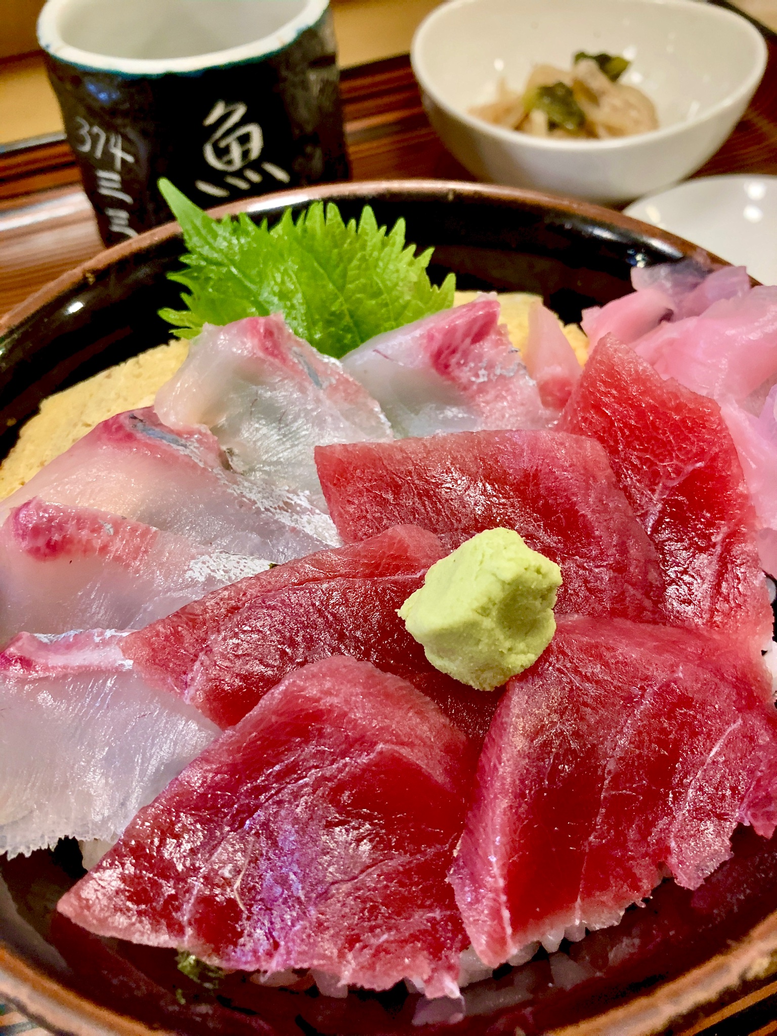 くし丸 しんさん カンパチ鮪刺身丼 猛暑のランチはこーゆーのがイイよね 魚貞 幡ヶ谷 T Co Jktydgfgah Twitter