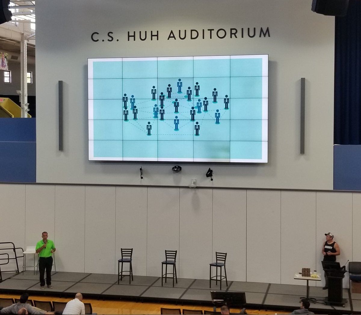 MOCFV_CAPS's tweet photo. "Without a network, you are on an island. It's hard to grow alone on that island."

"A network isn't a magical vault of files &amp; folders. It's about the people &amp; relationships. The conversations you have."

Great Summer Huddle, @NetworkCAPS! 

#CAPSSLU22 #bettertogether https://t.co/P6CeOjbGGQ
