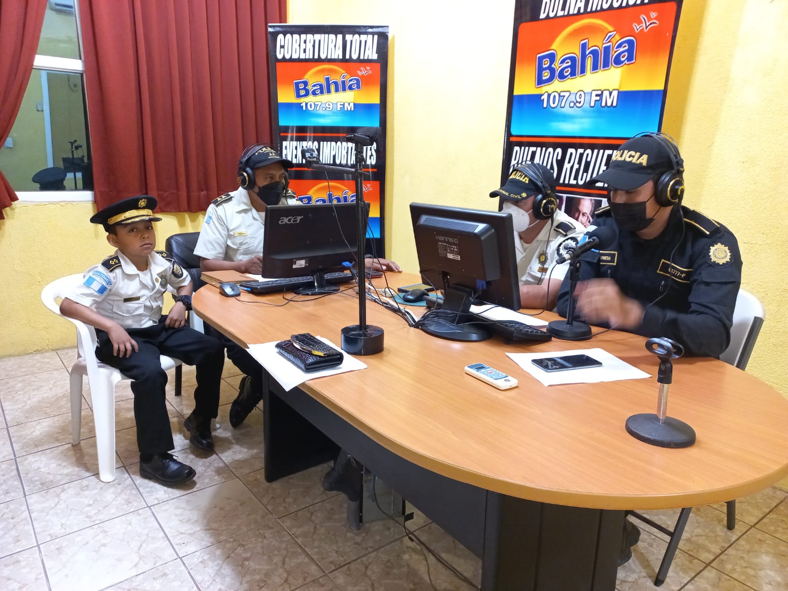 PNC de Guatemala on Twitter "“Niño Comisario” de Izabal estuvo