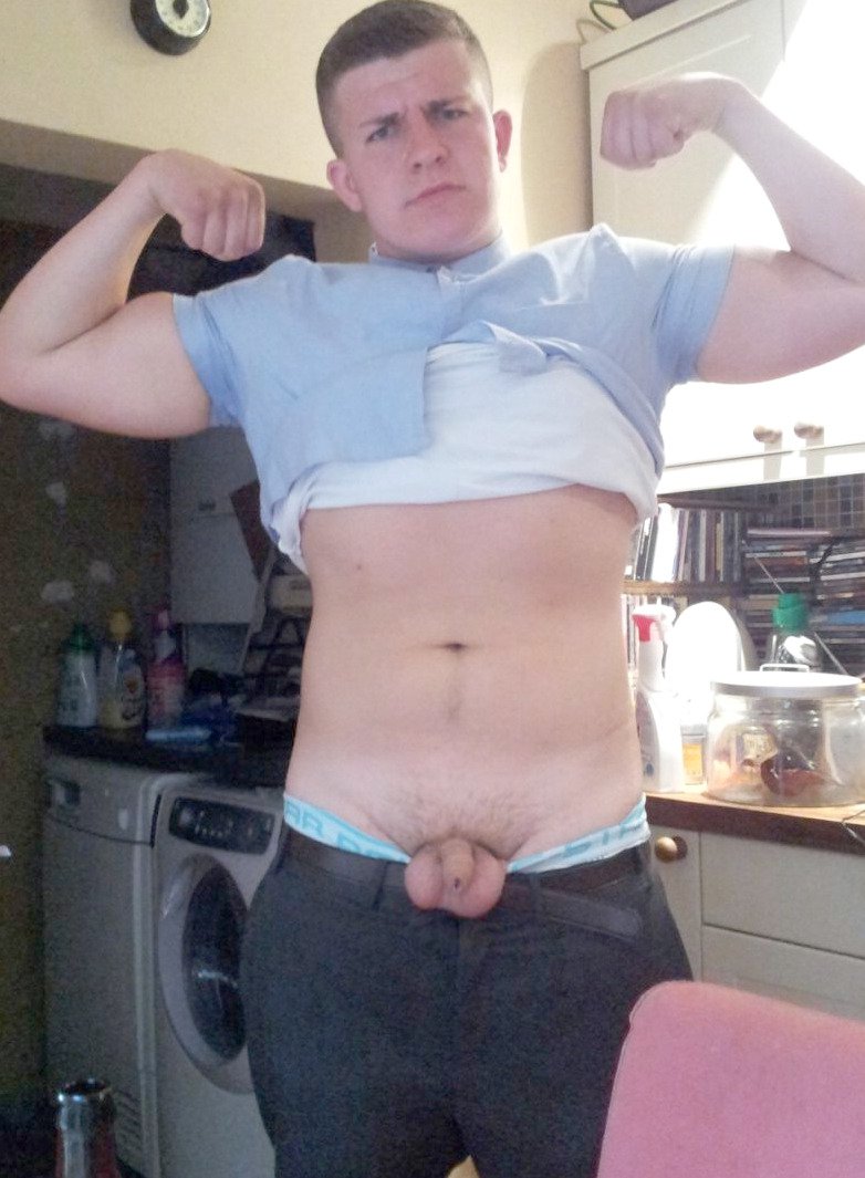 9CMDEPIJA's tweet photo. Micropenis 🤏😱🤣 #gaysph #sph #smallcockpride #micropenis https://t.co/svmRTV7Ofx