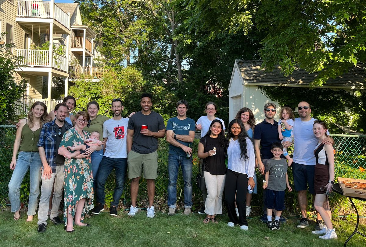 Great time at the <a href="/YaleDecisionLab/">Yale Decision Neuroscience Lab</a> &amp;  <a href="/PTSDStressLab/">Yale PTSD Stress Lab 🧠</a> summer party! 🥳🌞 No need to stress, we definitely know how to make good decisions 😉 Wish you all a great summer! @ifat_levy @harpaz_l <a href="/YaleCMed/">Yale Comparative Medicine</a> <a href="/WuTsaiYale/">Wu Tsai Institute | Yale University</a> <a href="/YalePsych/">Yale Psychiatry</a> <a href="/YalePsychology/">Yale Psychology</a>