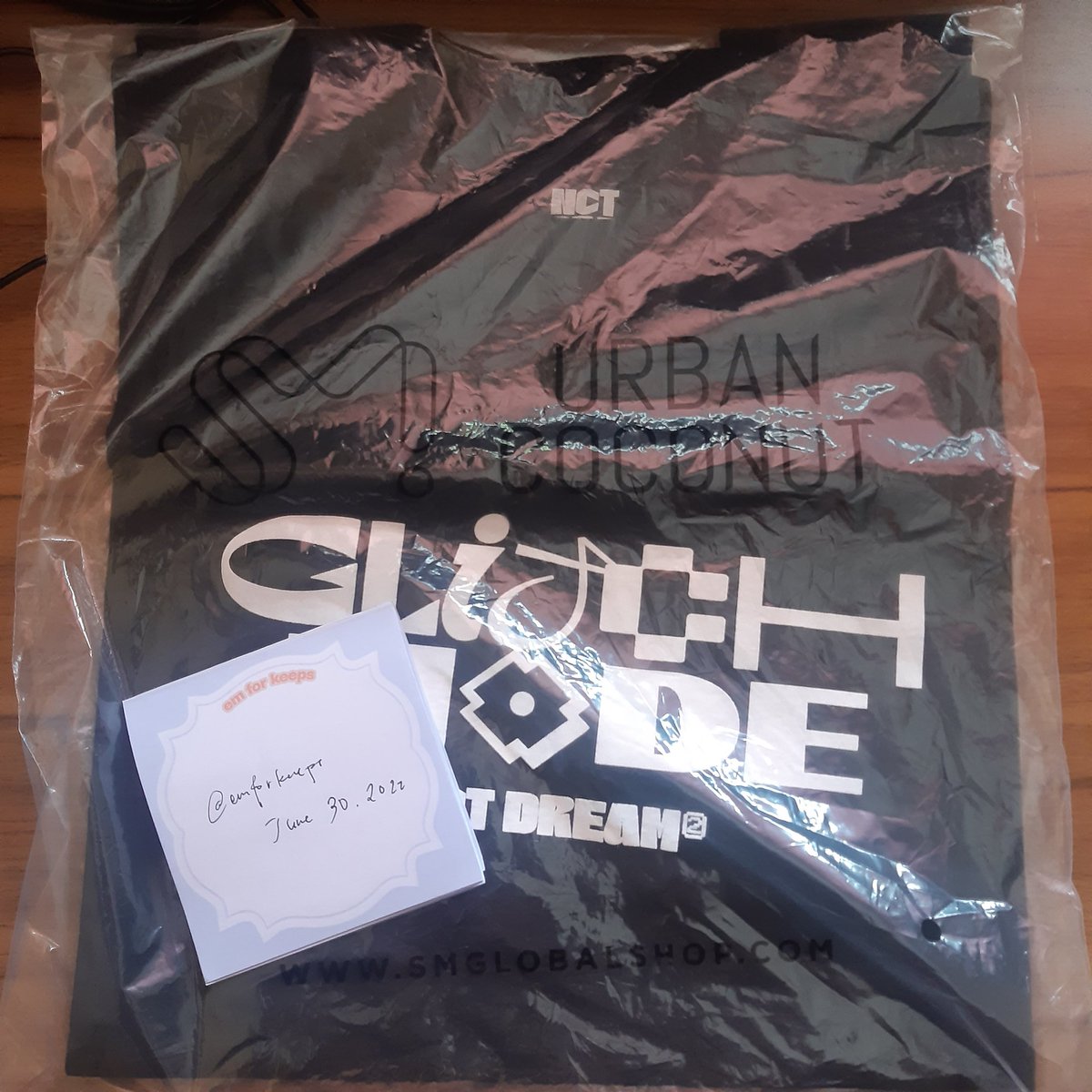emforkeeps's tweet photo. 🌟 RUSH SELLING 🌟

Wts lfb nct glitch mode tshirt black free size onhand official ph

SEALED 1k + lsf

✅ Pay now, deliver later (SDD) or pay now, pickup tomorrow (GGX) https://t.co/EDmPTtObDX