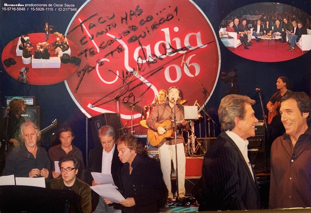 A 10 años de tu partida Juan querido,no hay género musical que no te recuerde!Hoy como siempre,todos ellos de pie,entonan para vos,un muchas gracias!