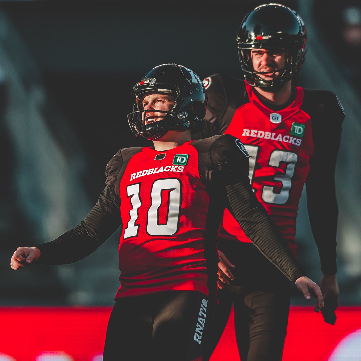 REDBLACKS's tweet image. Red Out. Tomorrow.

First 20,000 fans will also get red @CasinoLacLeamy fan clappers❗️

→  bit.ly/3QMEDAR