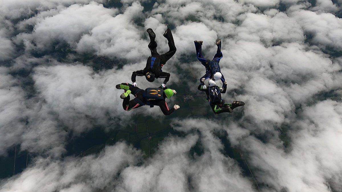 A couple of shots from earlier in June. Our second competition of 2022, and our second 🥈. That 🥇 still elludes us, and is something we will continue to work towards.

Our third competition is at Durham this weekend.