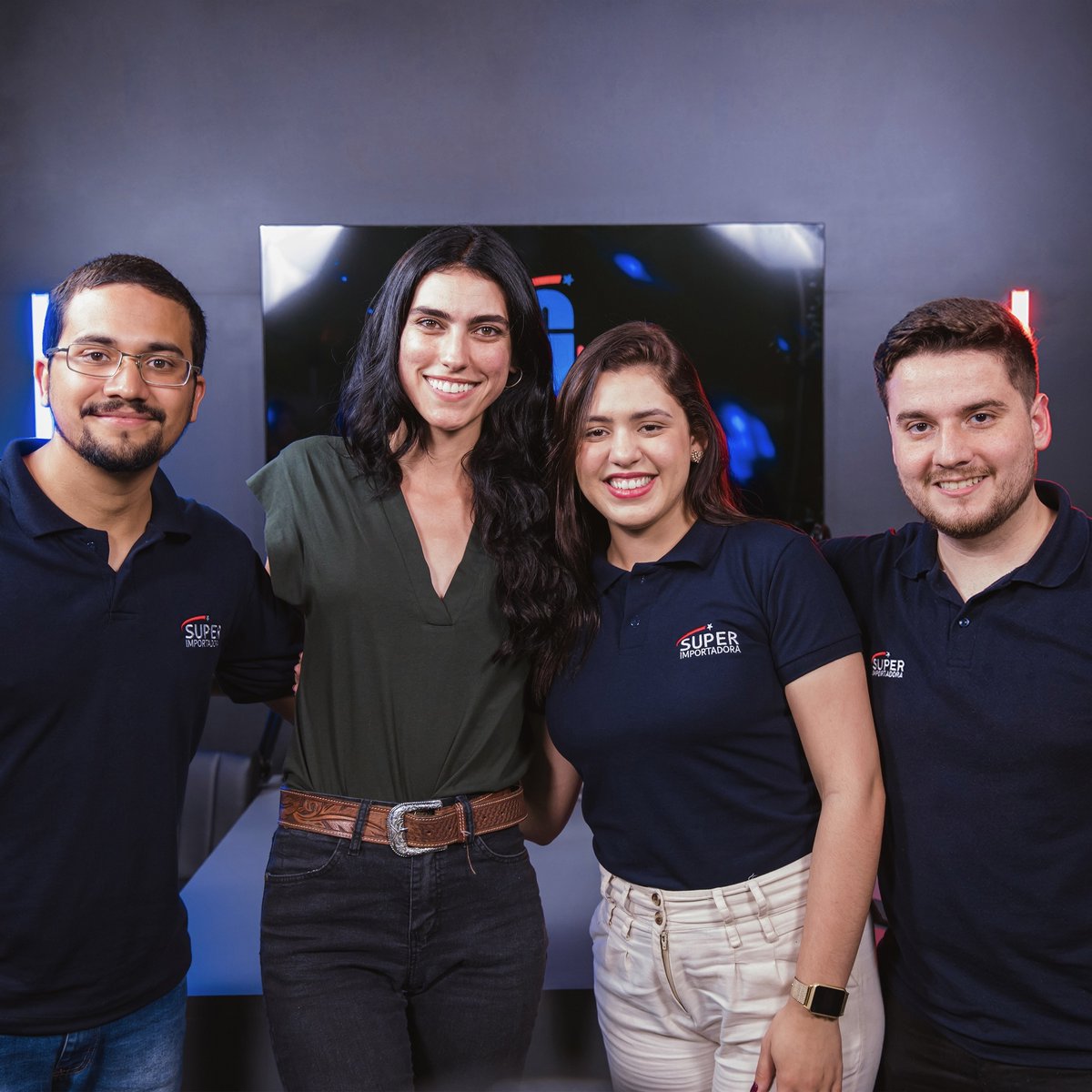 Super Podcast, onde debatemos sobre o uso da tecnologia na agricultura, com a participação da Mariara Freitas (3M Agropastoril).

#girassol #pulverização #agricultura #milho #agronegocio #tecnologia #dji #djibrasil #drone #dronebrasil #agropecuária #agro #plantação #cultivo