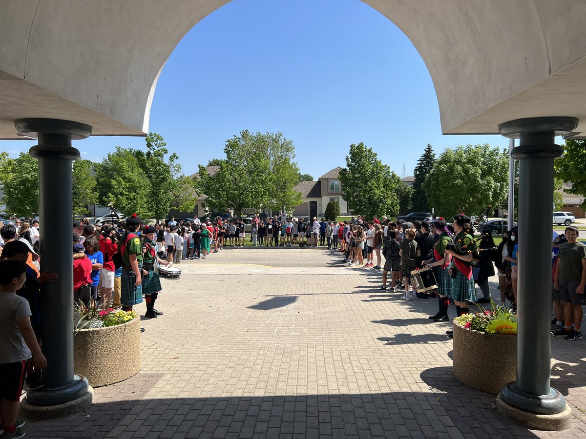 <a href="/LindenMeadows/">Linden Meadows</a> School and Linden Meadows Parent Advisory Council honours Mrs.Rogers on her last day with kids at LM.  <a href="/inspireswonder/">Teresa Rogers</a>
