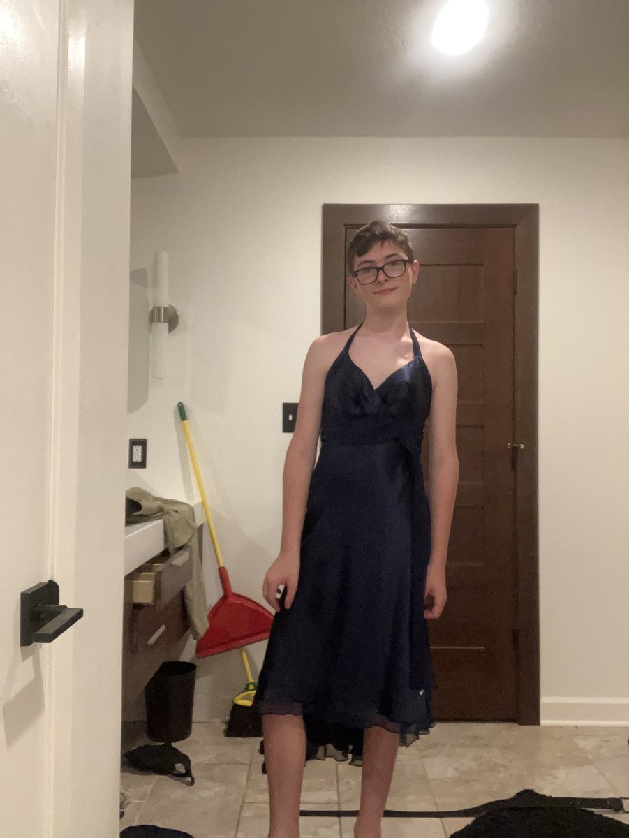 Nate83838's tweet photo. I got a new dress and I want someone to take it off of me #barelylegal18 #Kansas #slut #Teenboys https://t.co/YQ2XBtOgs1
