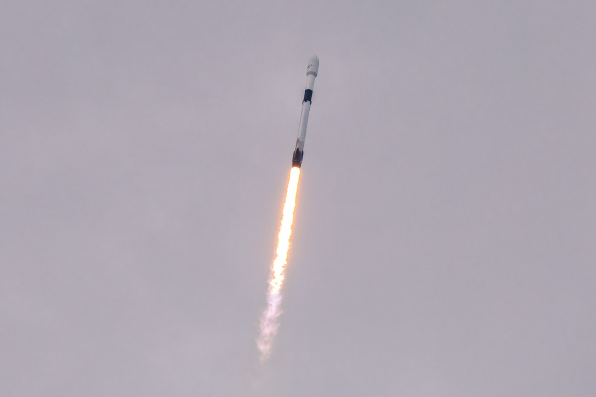 SLDelta45's tweet image. Congrats to SLD 45 &amp;amp; @SpaceX on this evening&apos;s SES-22 launch. This mission marks the 40th in the last 365 days! Thank you for all of the hard work that went in to allow us to reach this milestone. Your dedication allows us to #SetThePaceForSpace from the Eastern Range &amp;amp; AATS.