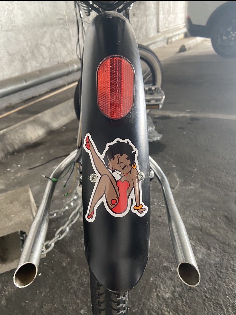 ghostMonkeyZwei's tweet photo. Hey #StarCitizen fans. My bike was recently stolen in Culver City. If you see it, let me know, yeah? https://t.co/OzbOmxjEmF